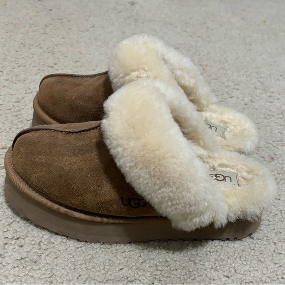 Disquette Ugg Slippers - Picture 4 of 6